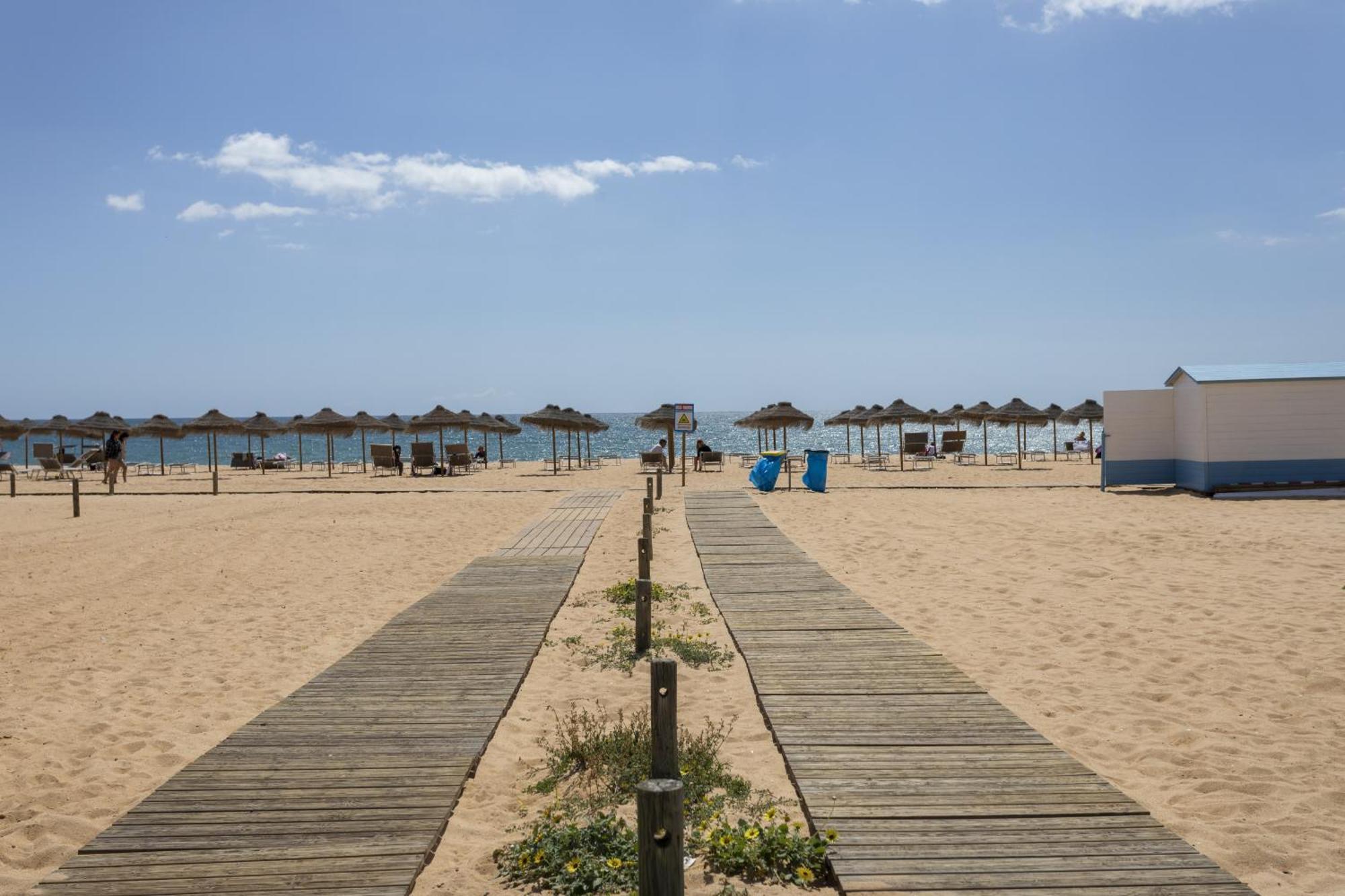 New! Quarteira Sea View Διαμέρισμα Εξωτερικό φωτογραφία